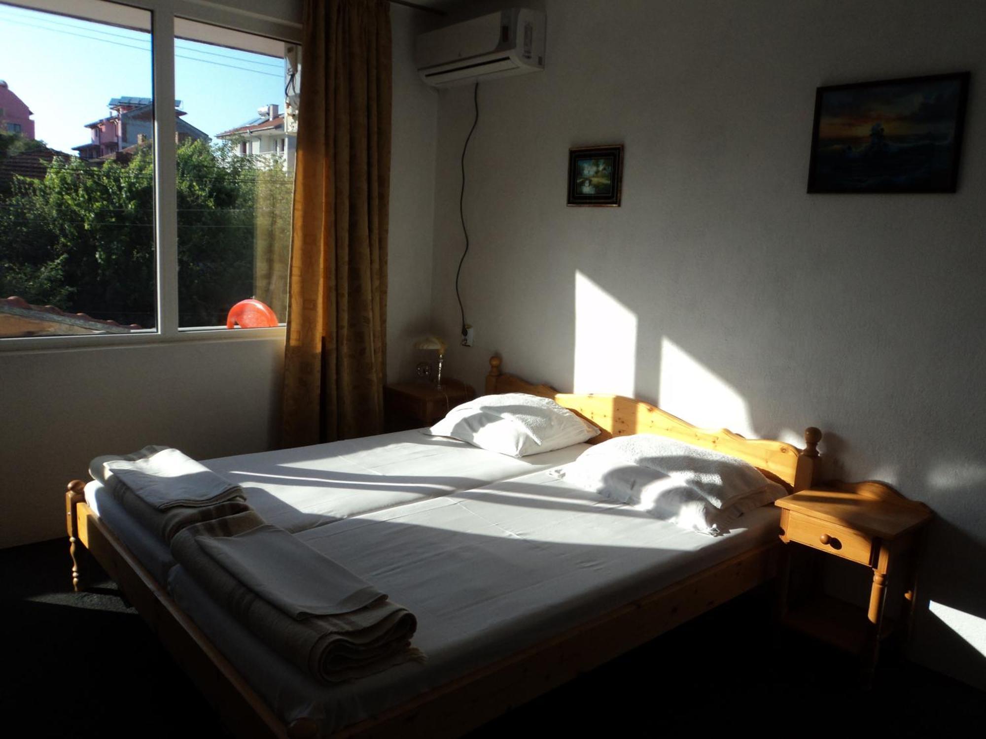 Guest House Drazhev Obzor Buitenkant foto